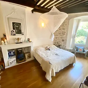 La Maison Sainte Claire Hyères