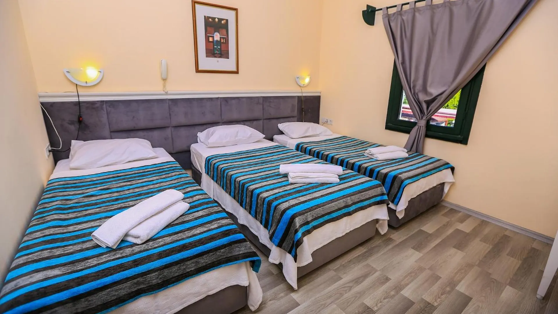 Bleu Nuit Hotel + Bodrum