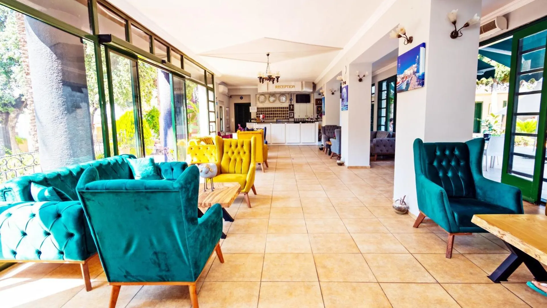Bleu Nuit Hotel + Bodrum
